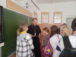 10 мая в Уренской СОШ №2 провёл беседу иерей Вячеслав Степанков с учениками среди 6 и 9 классов на тему: "Взаимоотношения"