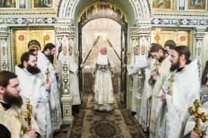Епископ Августин совершил воскресную Божественную литургию 