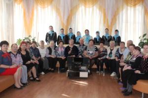 Ученики Семёновской православной гимназии навестили подопечных центра социальной защиты города Семёнов