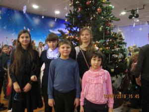Ученики Новопокровской школы Ветлужского района посетили Рождественскую елку в городе Шахунья