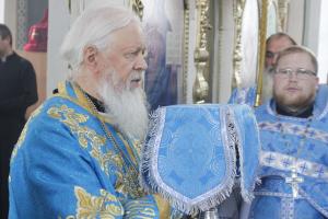 Епископ Городецкий и Ветлужский Августин совершил Божественную литургию в храме Покрова Пресвятой Богородицы города Шахуньи