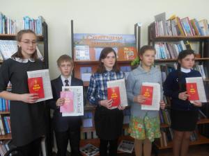 В Шарангской библиотеке прошел тур Всероссийского конкурса юных чтецов «Живая классика-2019»