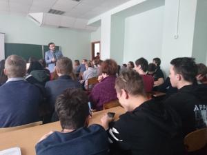 Патриотические беседы с молодежью в Сокольском